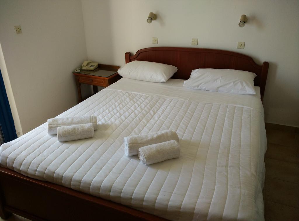 Miros Hotel Apartments Tigkaki  Room photo